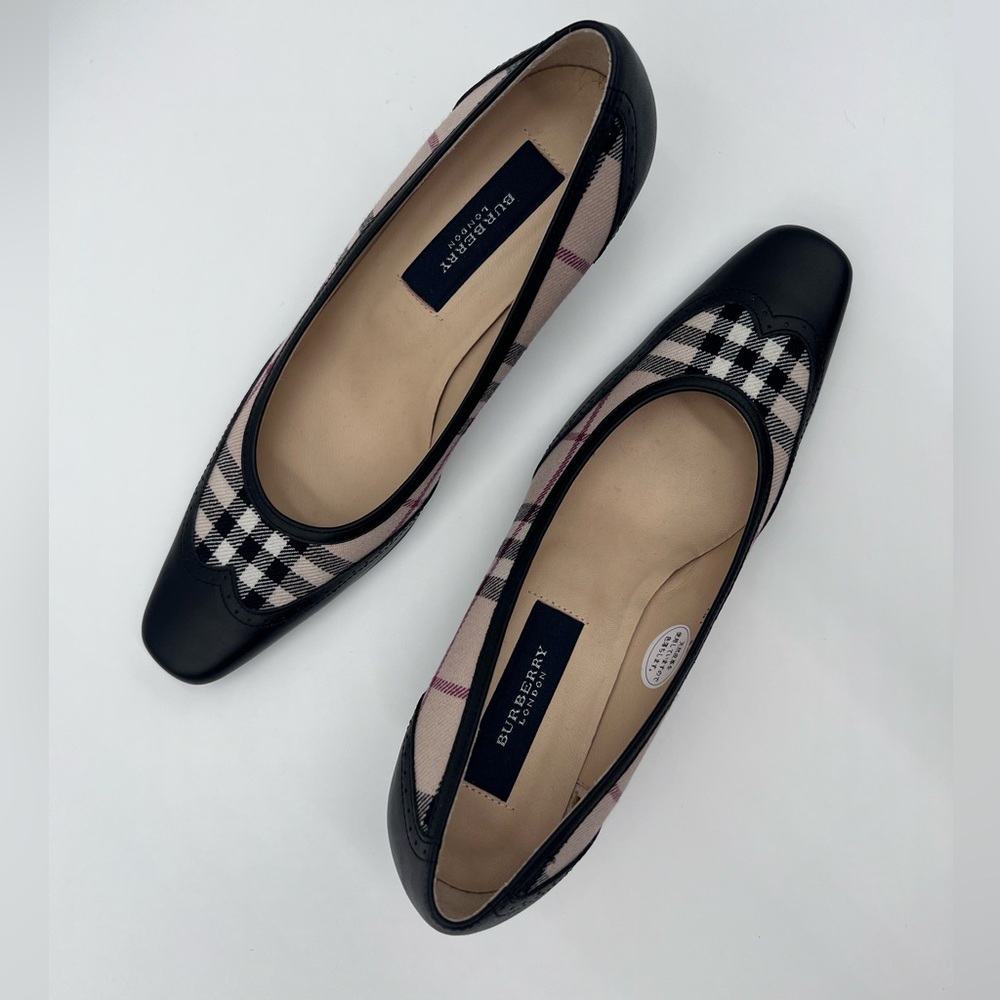 🌹Burberry Nova Check Office Shoes 23 1/2cm 🌹 - Picture 2 of 10